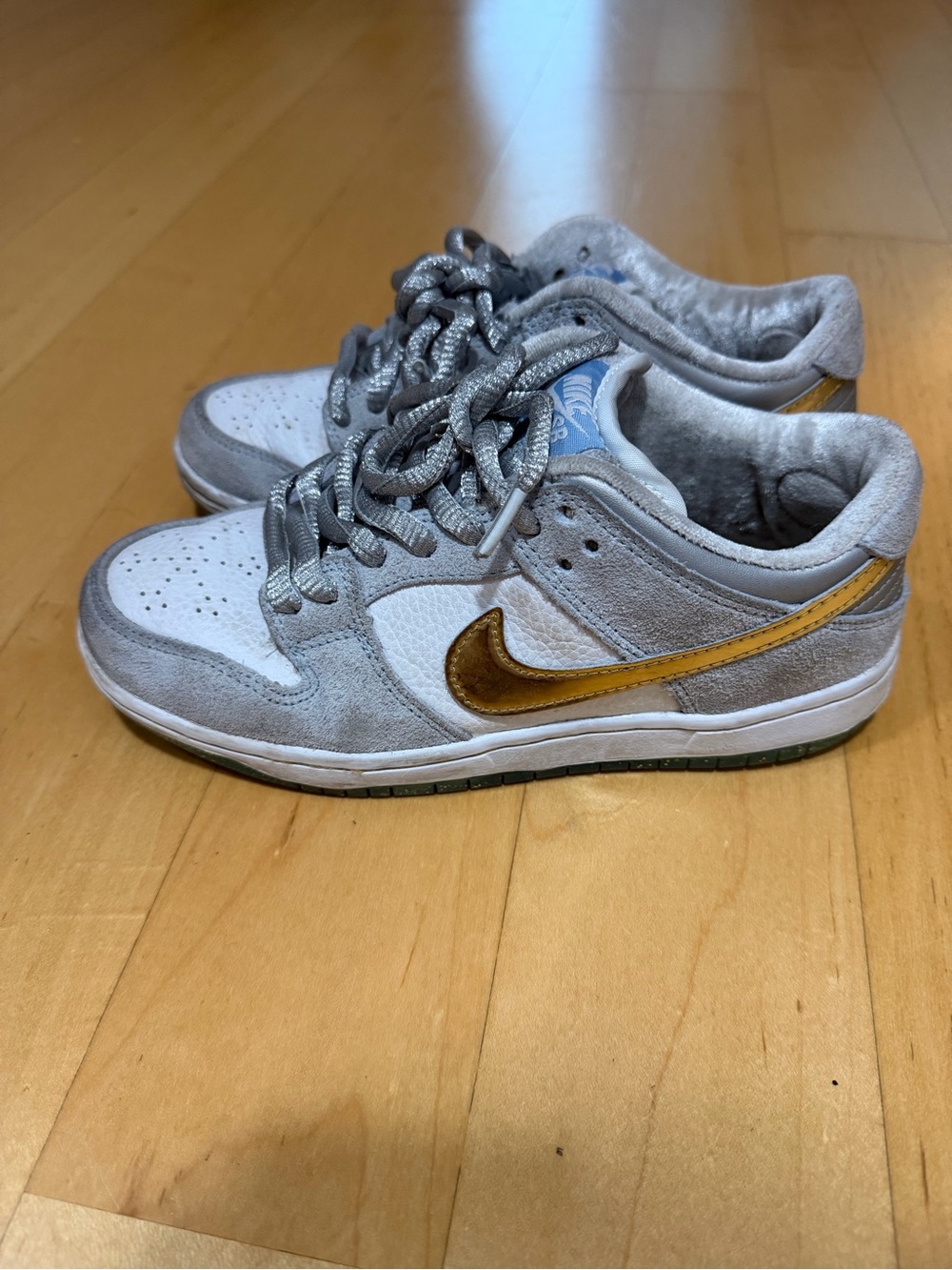 Nike Dunk Special Edition Sean Cliver Collab.